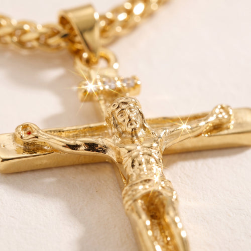 Cristo Pendant Necklace